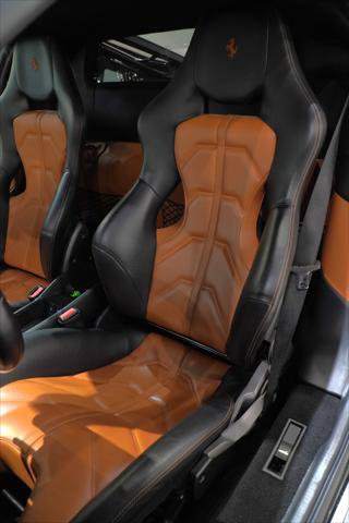 Used 2018 Ferrari 488 GTB RWD image 19