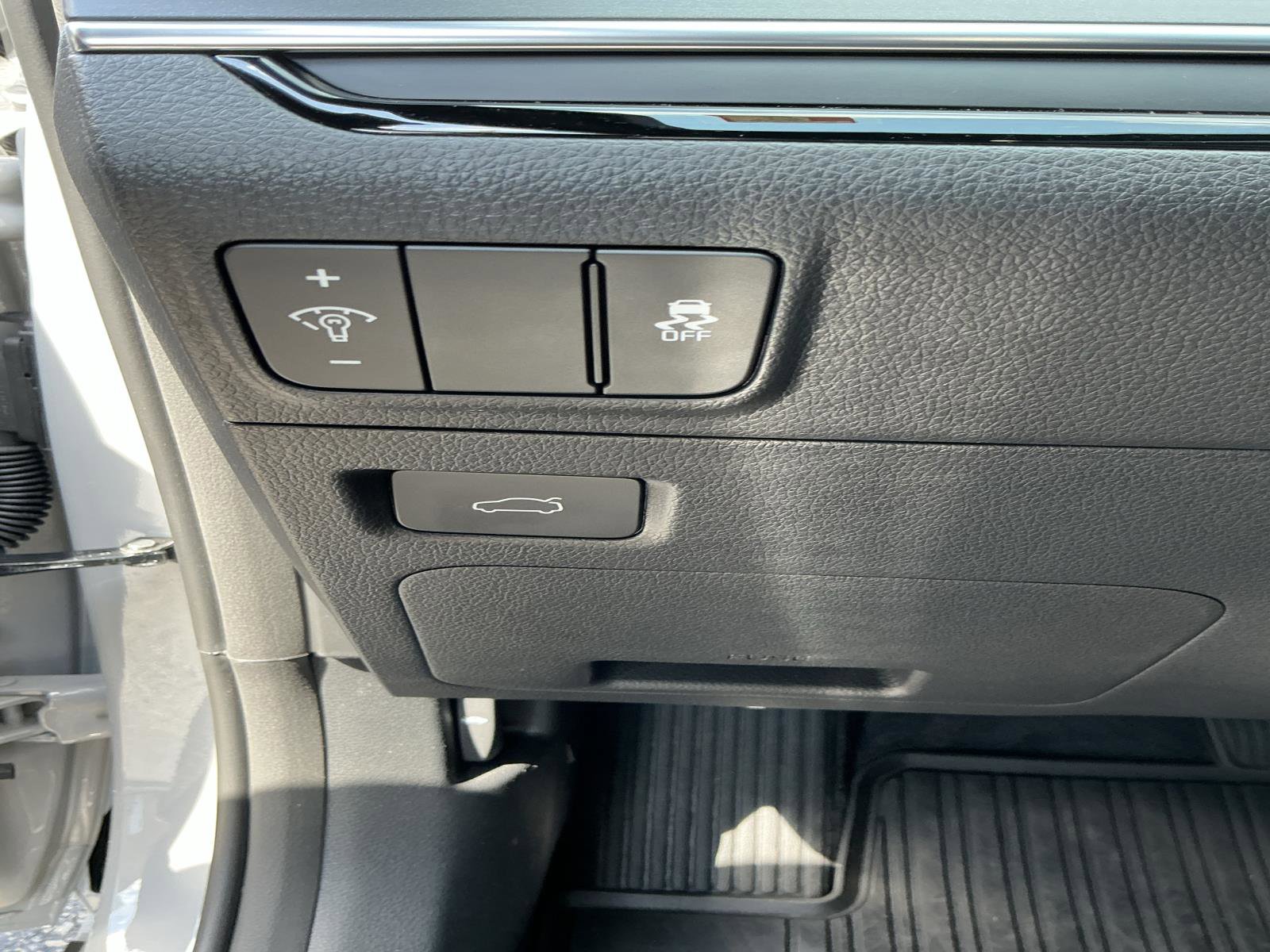 Used 2025 Kia K5 GT-Line w/ GT-Line Premium Package image 14