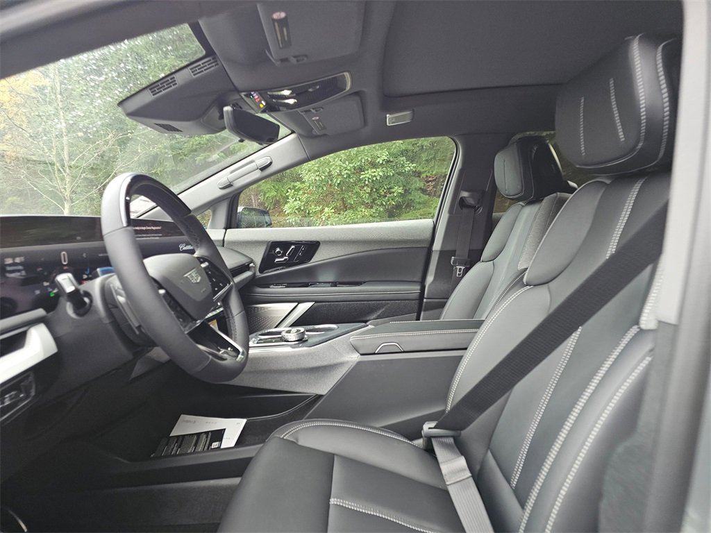 New 2026 Cadillac Optiq Sport 1 image 21