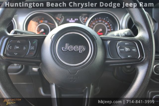 Used 2023 Jeep Wrangler Sport image 15