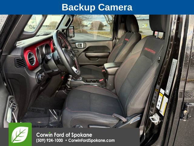 Used 2018 Jeep Wrangler Unlimited Rubicon w/ Cold Weather Group image 2