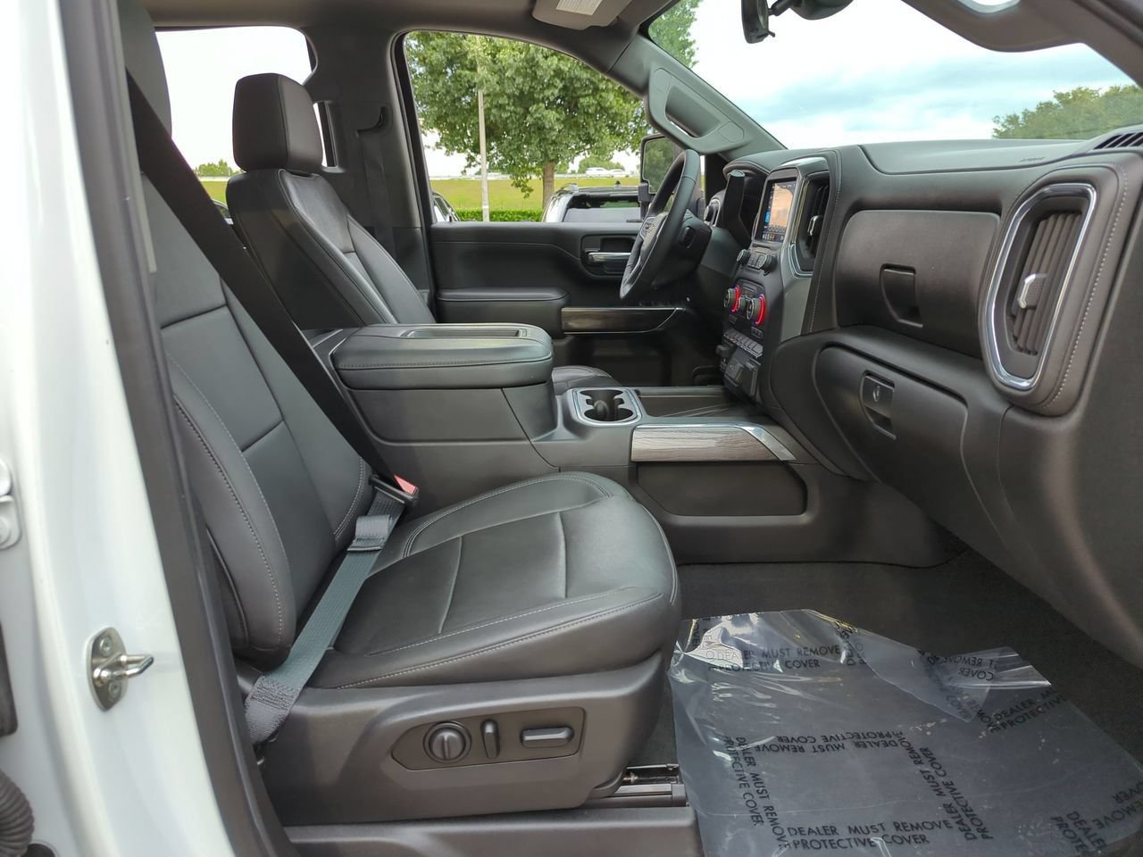 Used 2021 Chevrolet Silverado 2500 LTZ w/ LTZ Premium Package AWD/4WD image 26