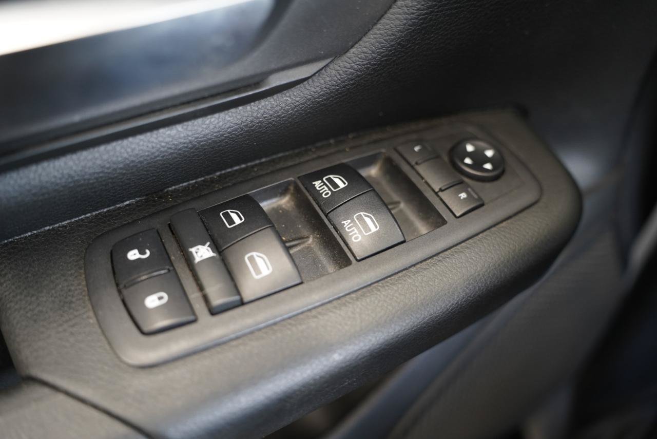 Used 2019 RAM 1500 Tradesman AWD/4WD image 29