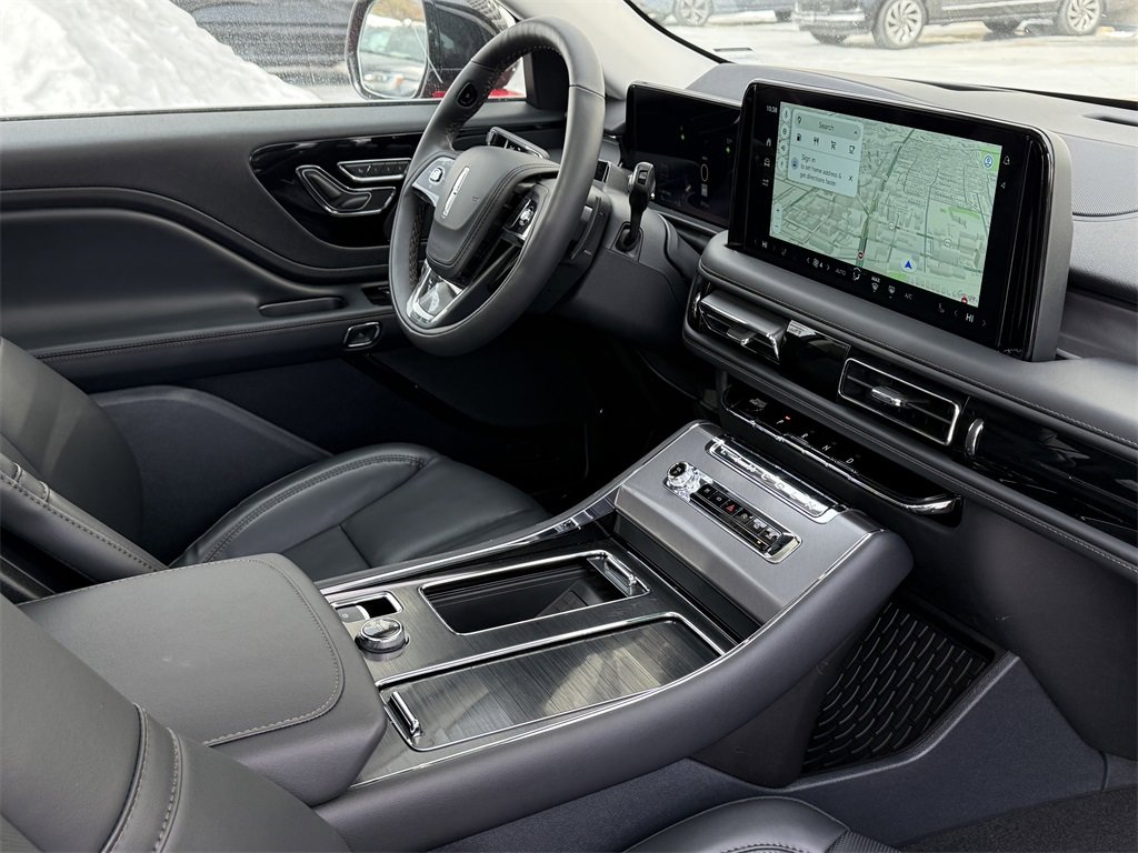 New 2026 Lincoln Aviator AWD image 8