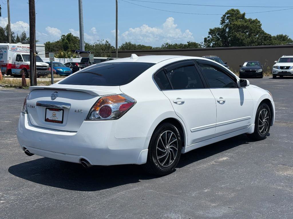 Used 2010 Nissan Altima 2.5 S image 5