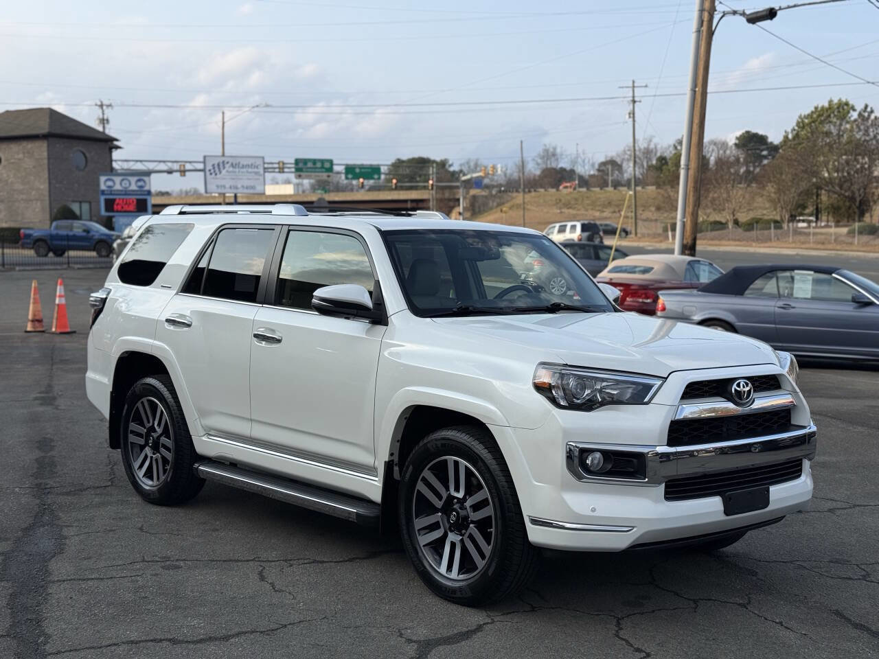 Used 2017 Toyota 4Runner Limited image 2