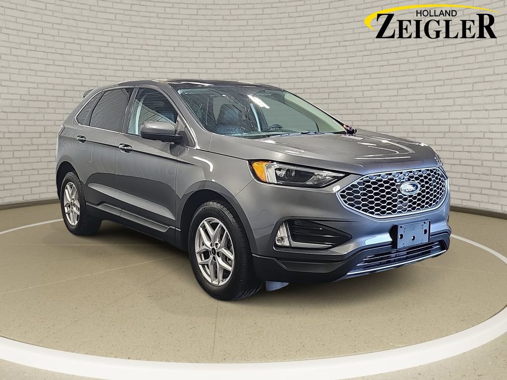 Used 2023 Ford Edge SEL w/ Convenience Package AWD/4WD image 3