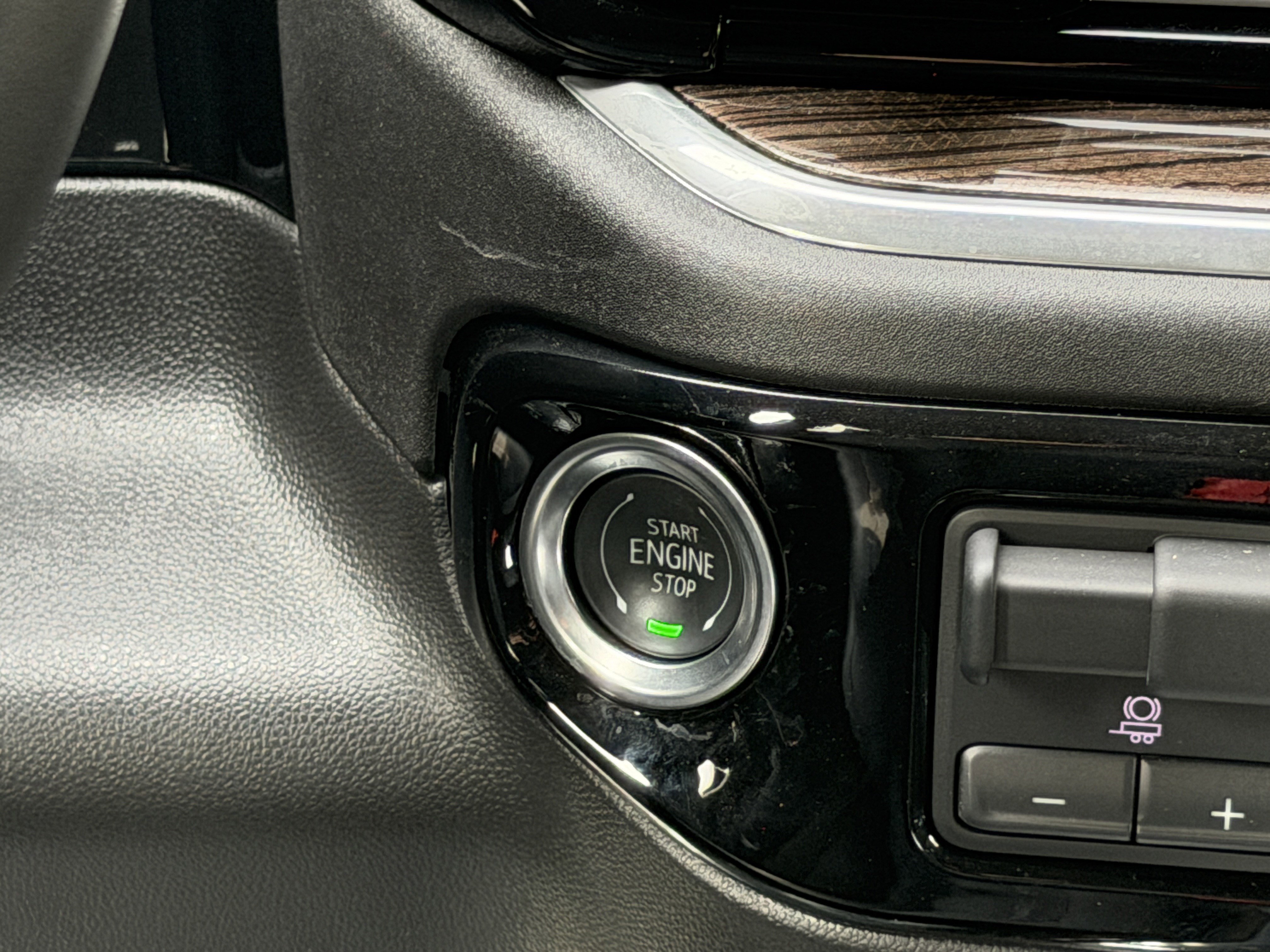 Used 2025 Chevrolet Silverado 1500 LT Trail Boss w/ LT Trail Boss Premium Package image 42