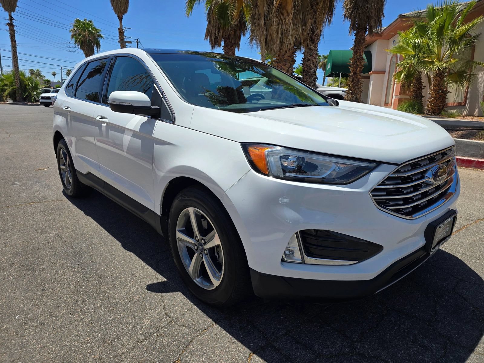 Used 2020 Ford Edge SEL w/ Convenience Package FWD image 1
