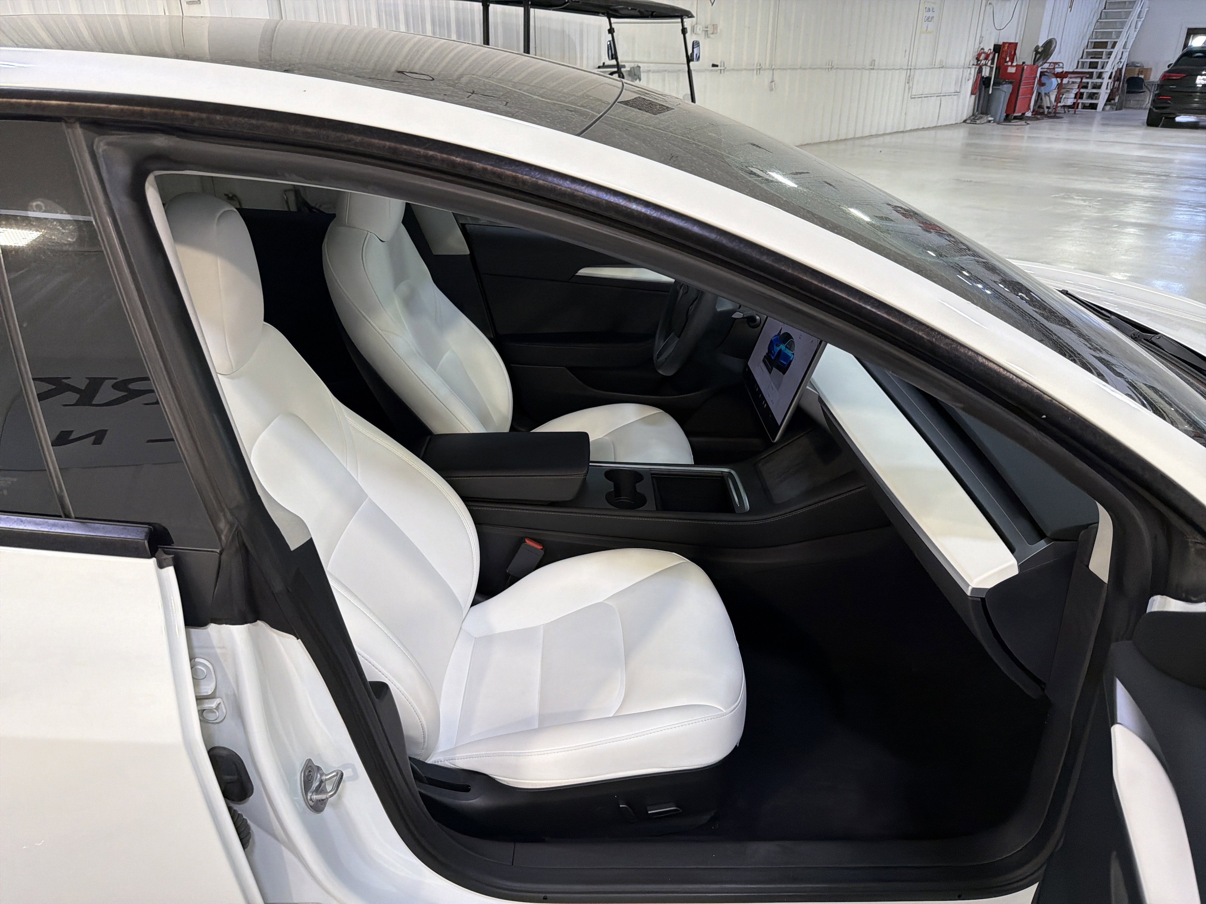 Used 2023 Tesla Model 3 Performance image 14