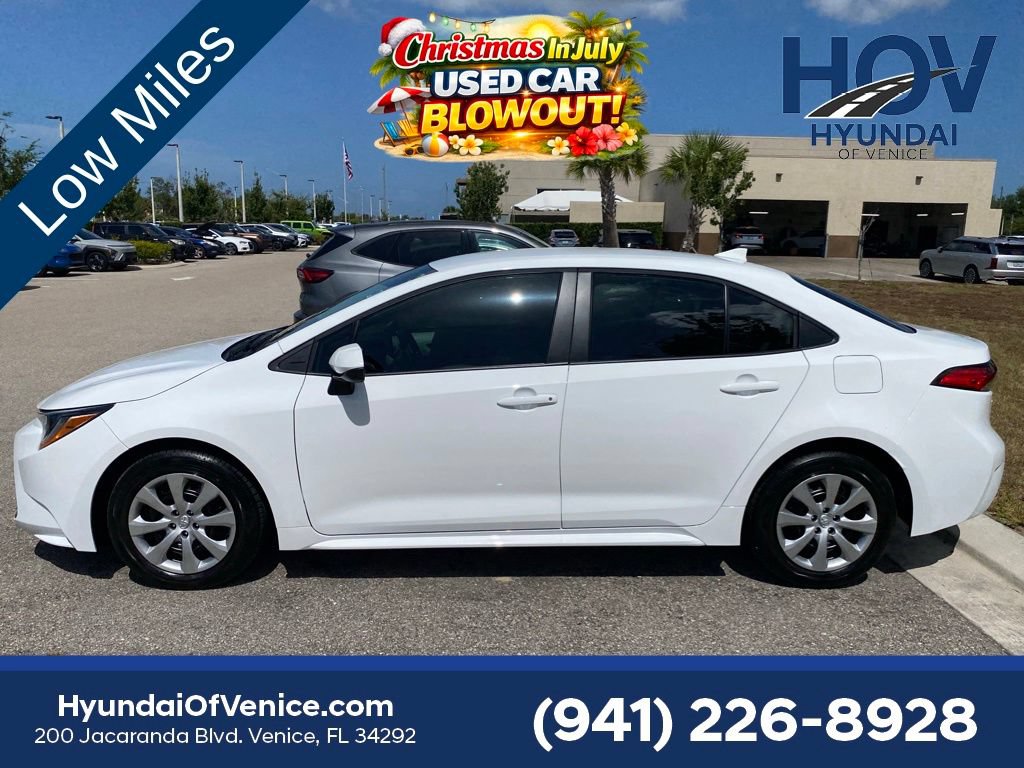 Used 2026 Toyota Corolla LE FWD image 51