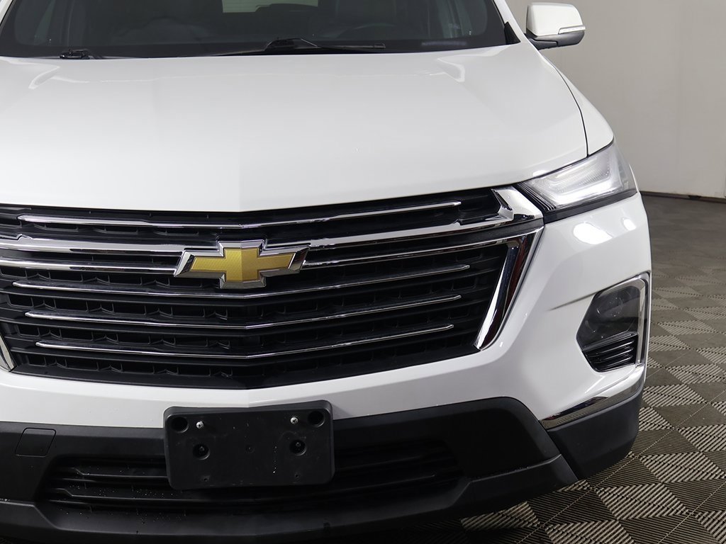 Used 2023 Chevrolet Traverse LT image 14