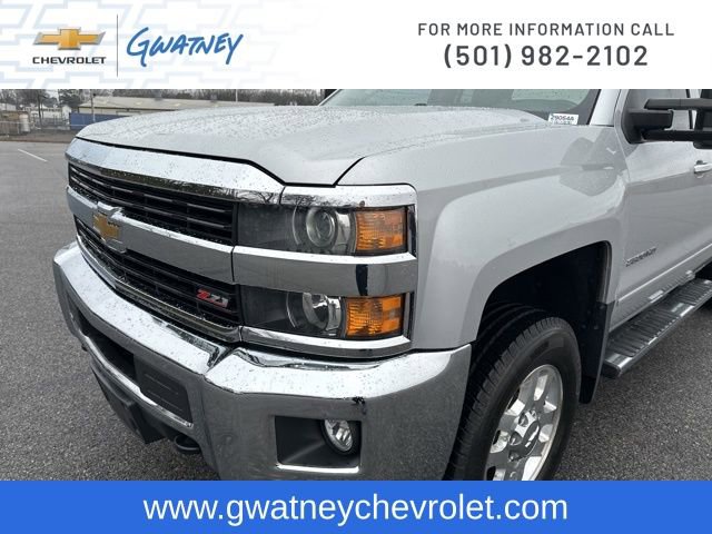 Used 2015 Chevrolet Silverado 2500 LT w/ LT Convenience Package image 9