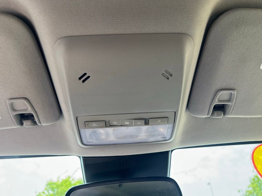 Used 2015 Buick Encore Convenience FWD image 33