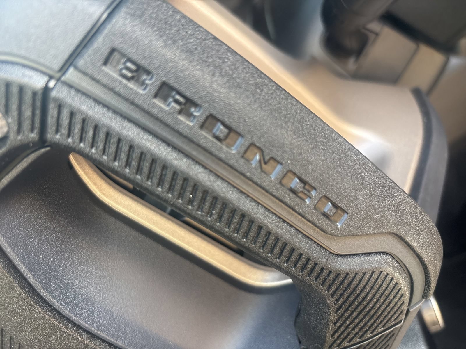 Used 2025 Ford Bronco Outer Banks AWD/4WD image 15