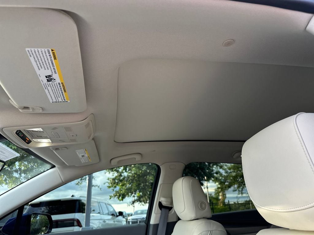 Used 2024 Cadillac XT5 Premium Luxury w/ Technology Package FWD image 28