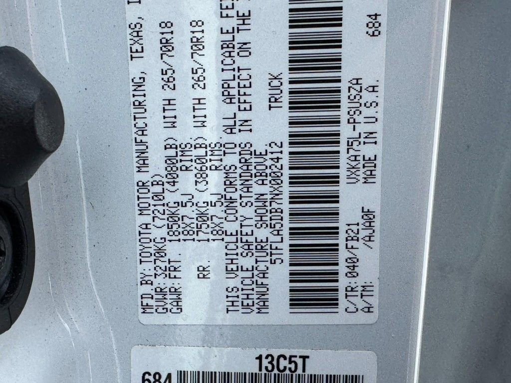 Used 2022 Toyota Tundra SR5 w/ SR5 Convenience Package image 24