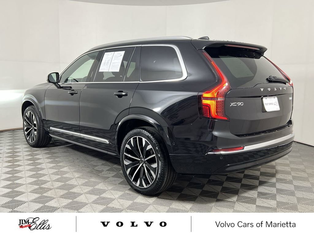 Certified 2025 Volvo XC90 B5 Plus image 9