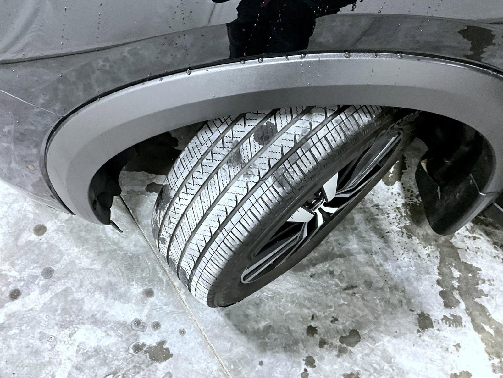 Used 2023 Nissan Pathfinder Platinum image 24