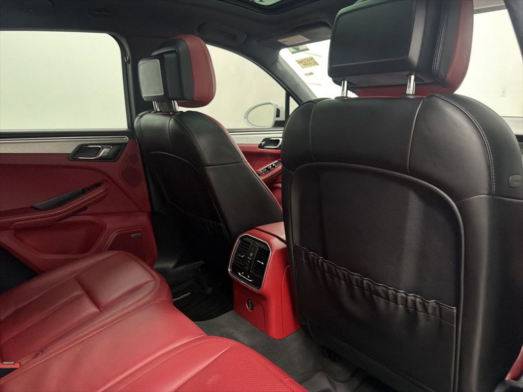 Used 2017 Porsche Macan GTS image 25