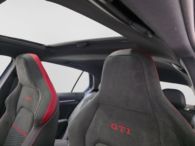 New 2026 Volkswagen GTI SE FWD image 25