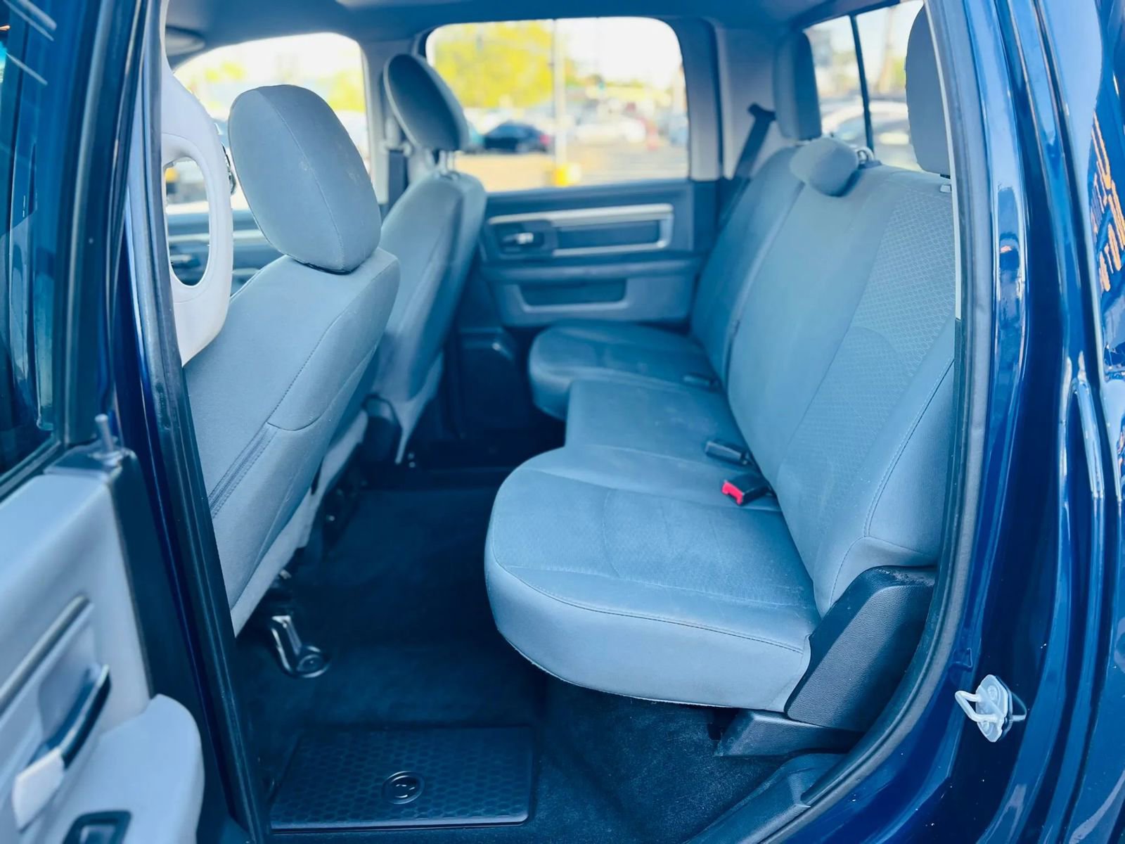 Used 2016 RAM 1500 Classic SLT RWD image 10