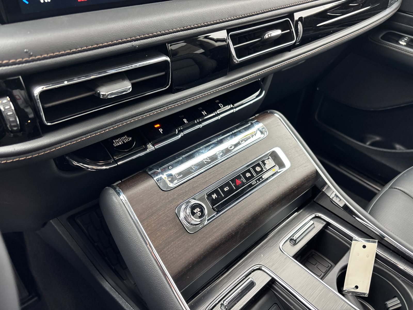 New 2026 Lincoln Aviator Reserve AWD/4WD image 22