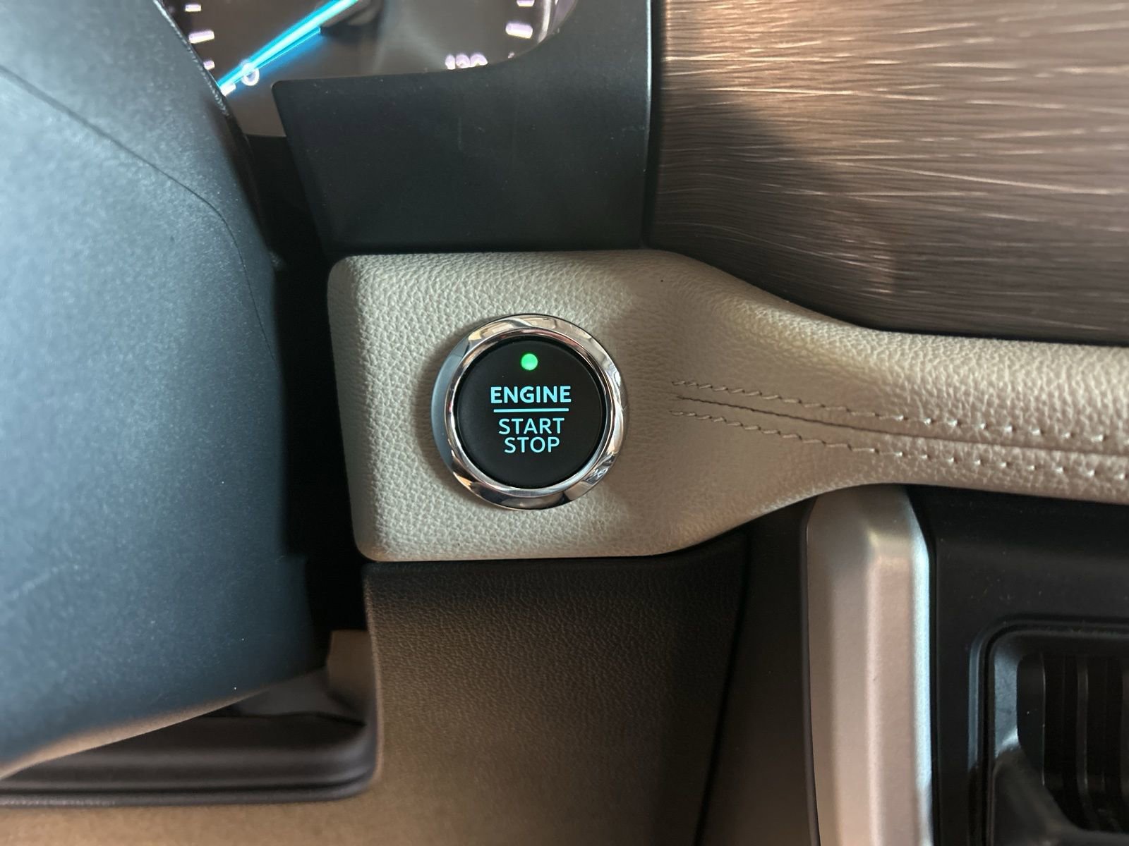 Used 2024 Ford Expedition Max Limited image 28