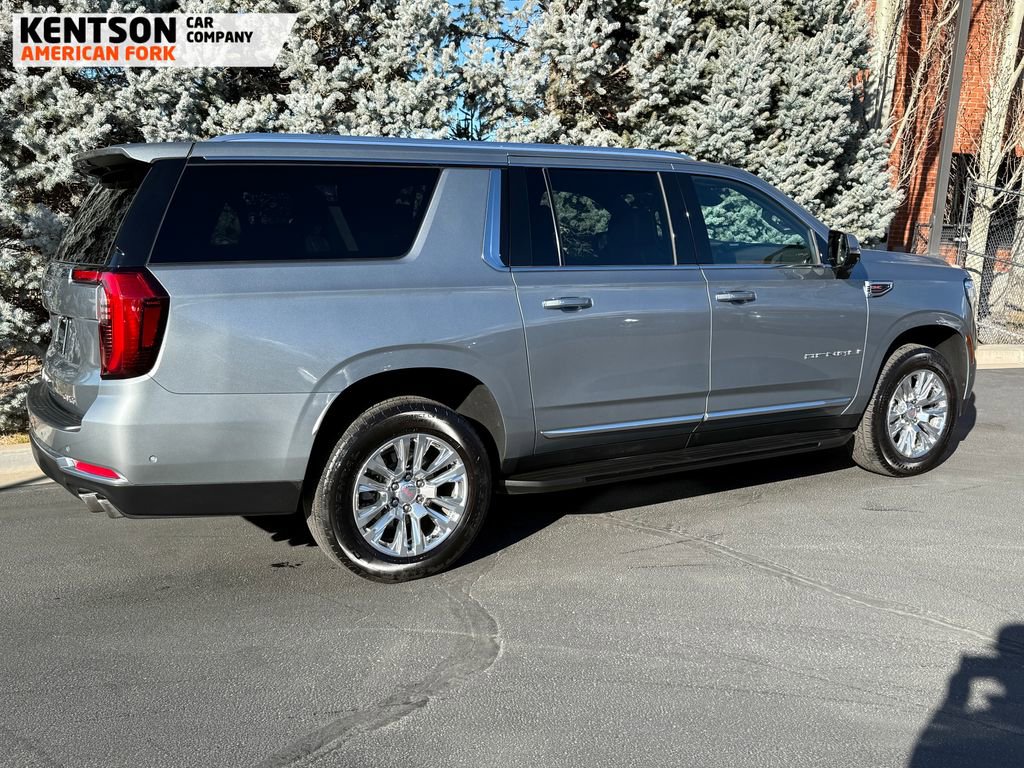 Used 2025 GMC Yukon XL Denali image 9