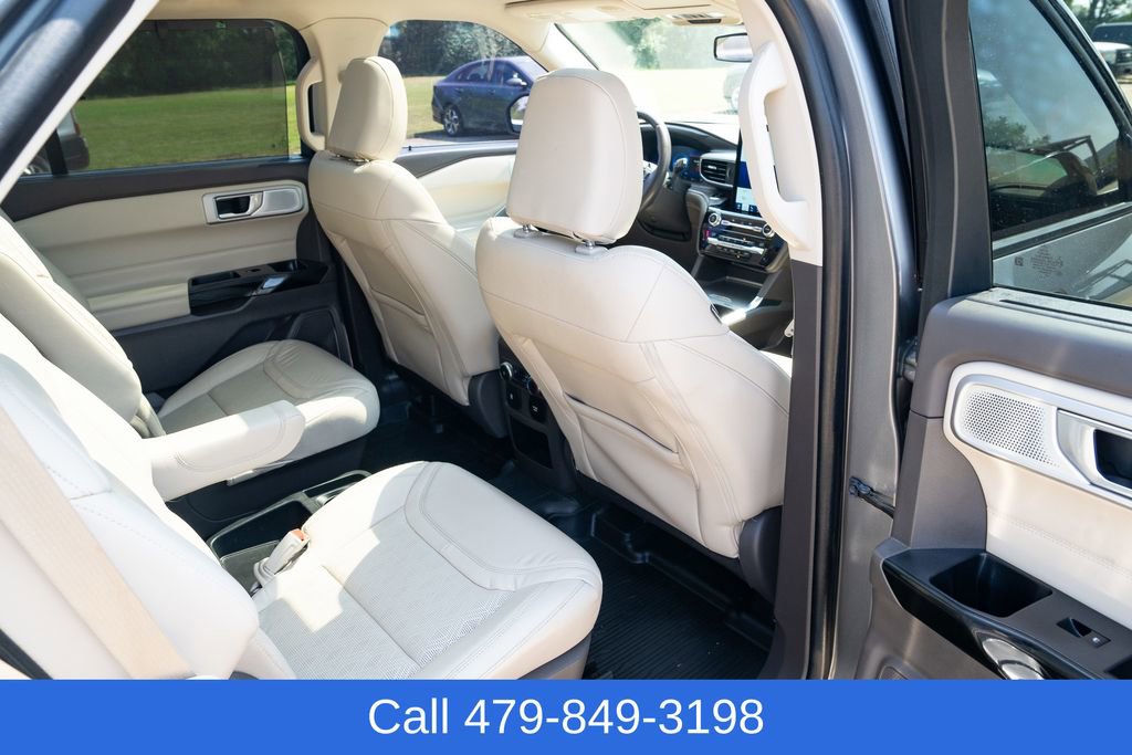 Used 2021 Ford Explorer Platinum w/ Equipment Group 601A image 39
