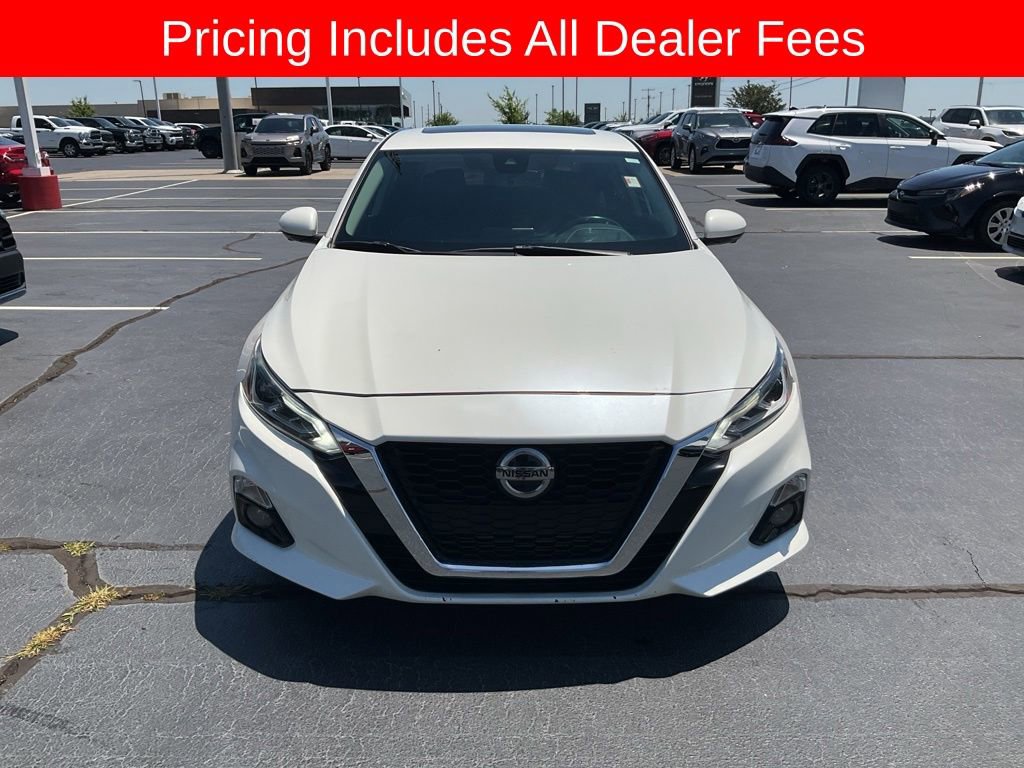 Used 2020 Nissan Altima 2.0 Platinum FWD image 24