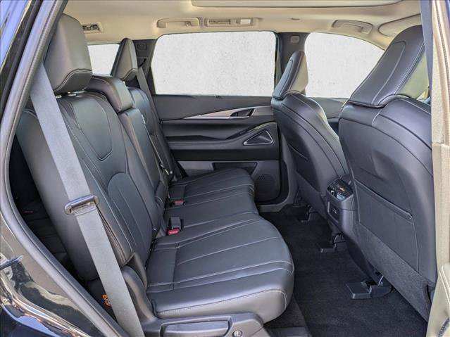 Certified 2025 INFINITI QX60 Luxe FWD image 22