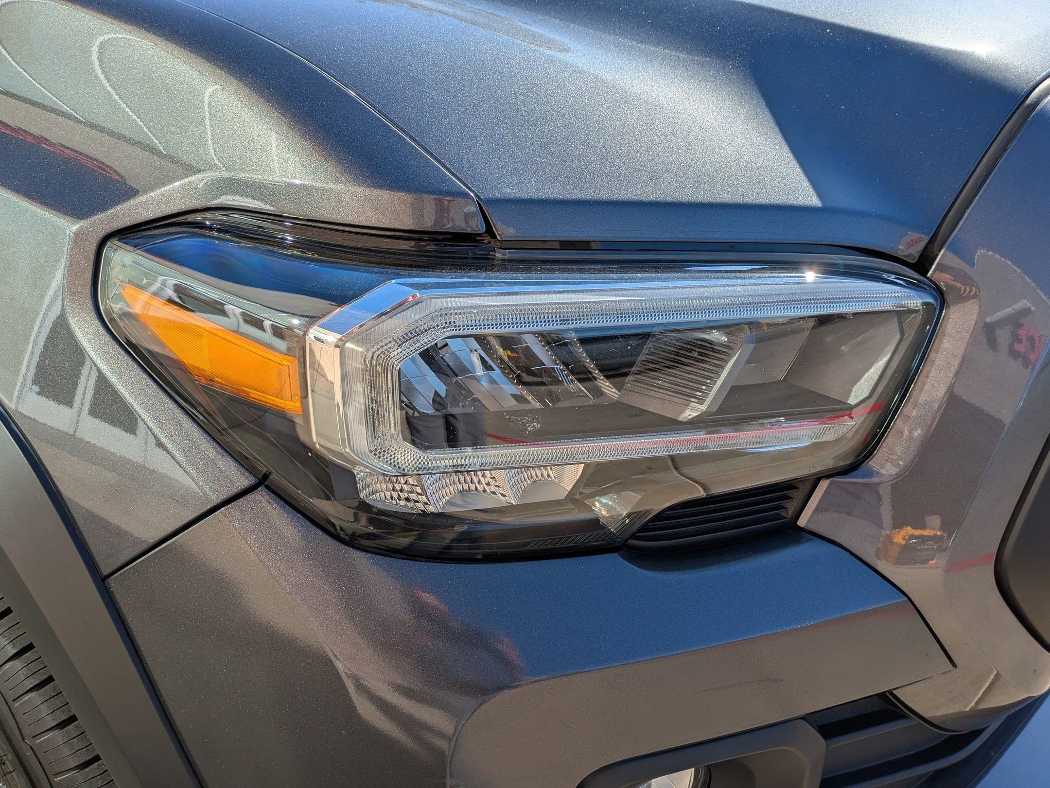 Used 2023 Toyota Tacoma TRD Off-Road w/ Black Out Package (TMS) AWD/4WD image 10