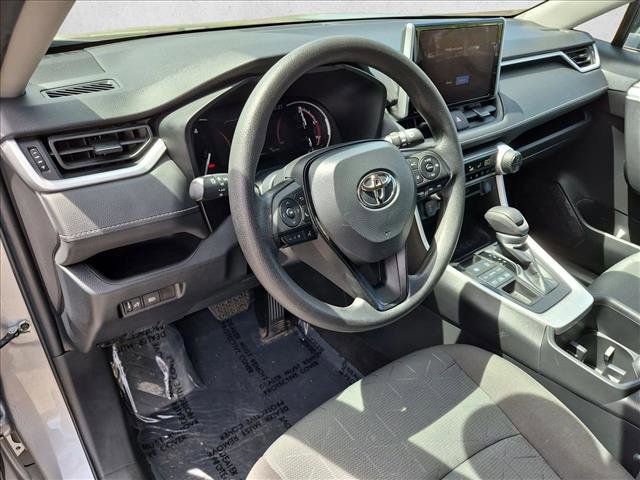 Used 2023 Toyota RAV4 XLE AWD/4WD image 10