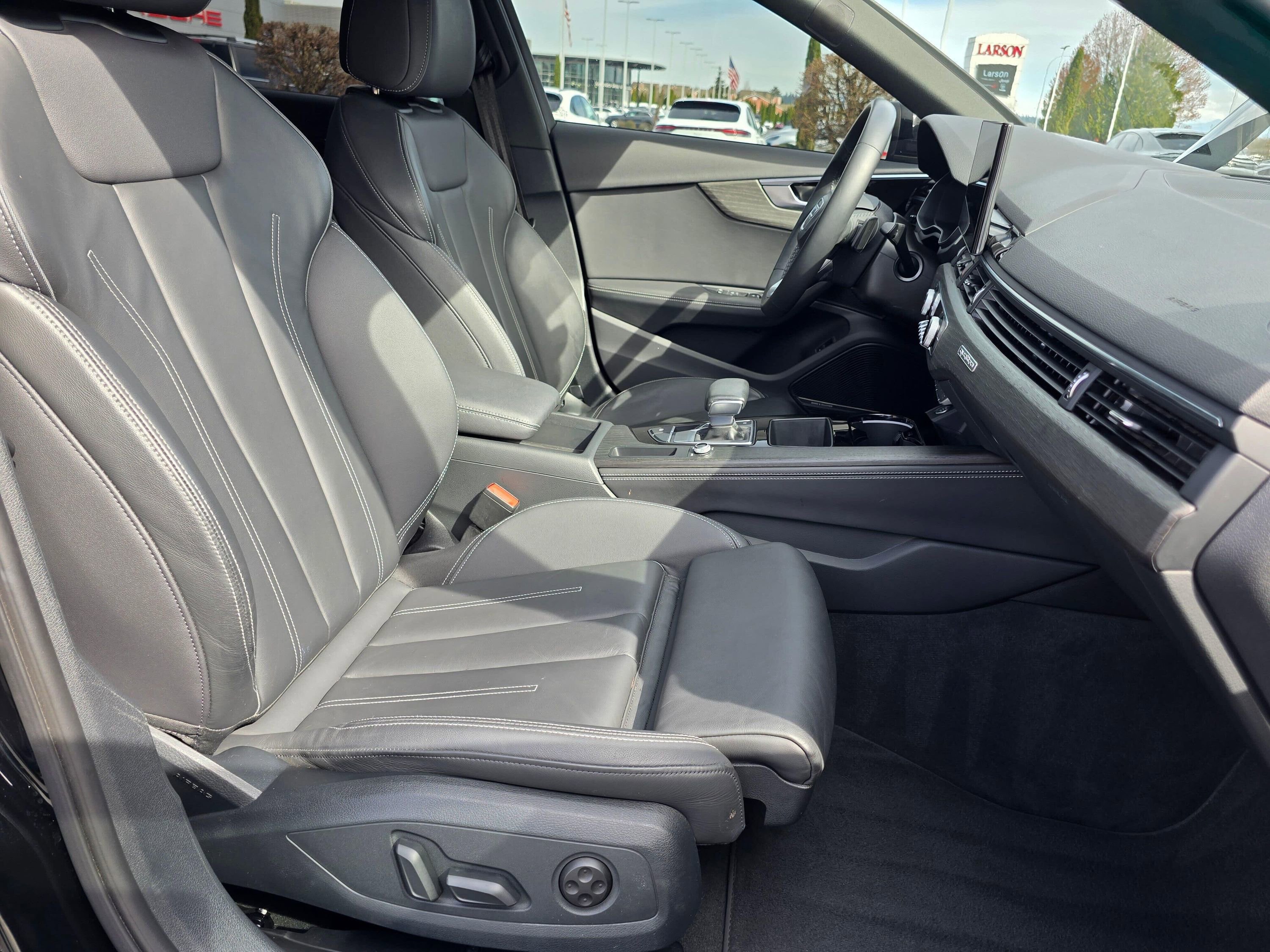 Used 2023 Audi A4 2.0T Prestige w/ Prestige Package image 28