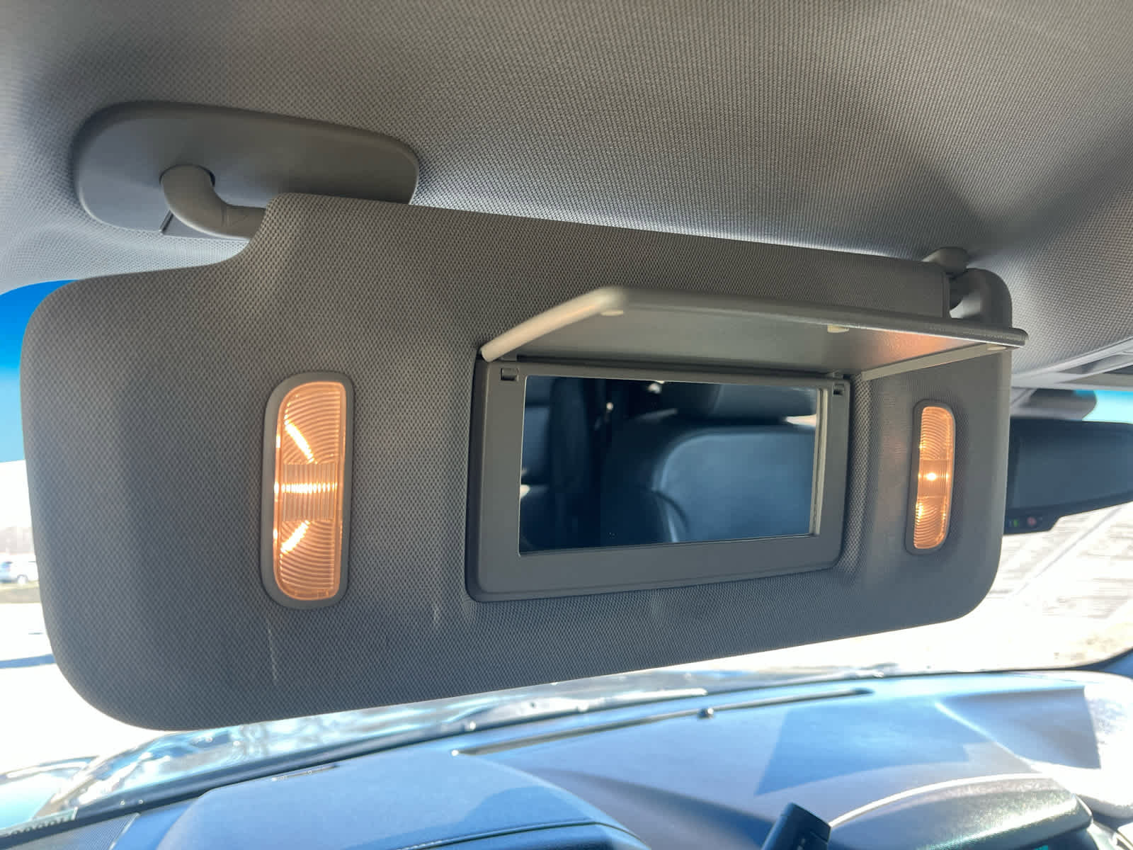 Used 2019 GMC Yukon SLT image 27