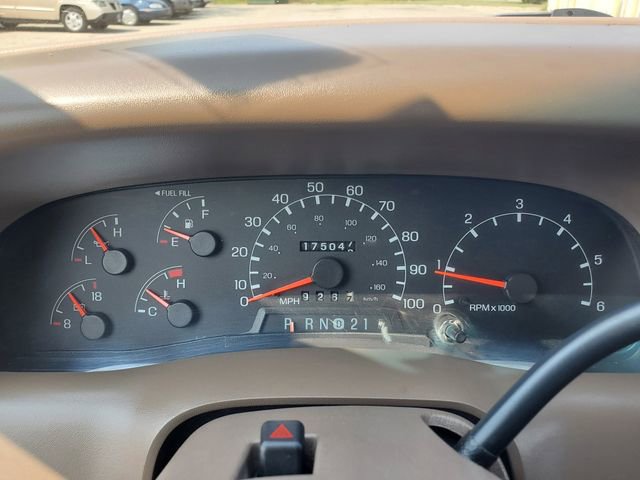 Used 1999 Ford F350 XLT image 11