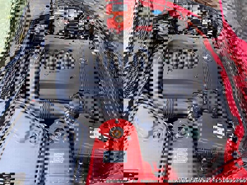 Used 2005 Jaguar XK8 Convertible image 39