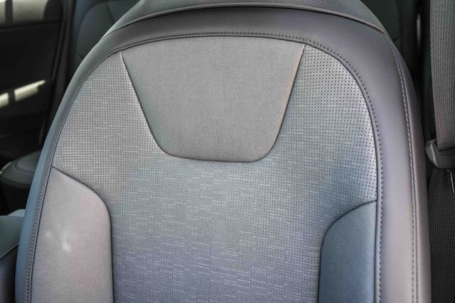 New 2026 Kia Niro SX Touring FWD image 25