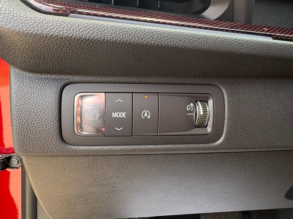 Used 2025 Chevrolet Traverse RS w/ LPO, Floor Liner Package FWD image 18