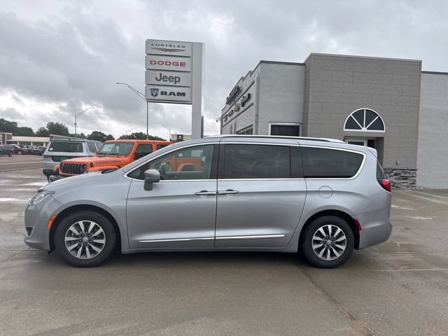 Used 2020 Chrysler Pacifica Touring-L Plus