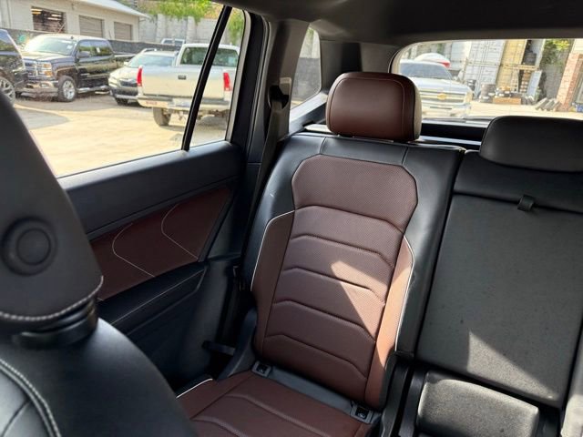 Used 2022 Volkswagen Tiguan SEL R-Line AWD/4WD image 52