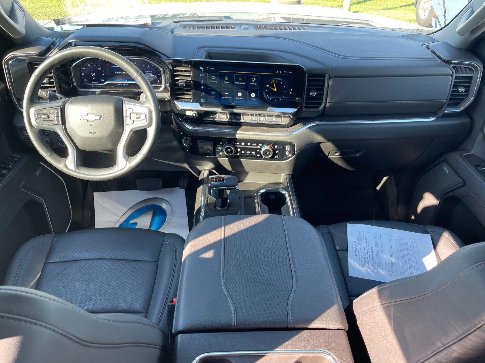 Used 2024 Chevrolet Silverado 1500 LTZ AWD/4WD image 15