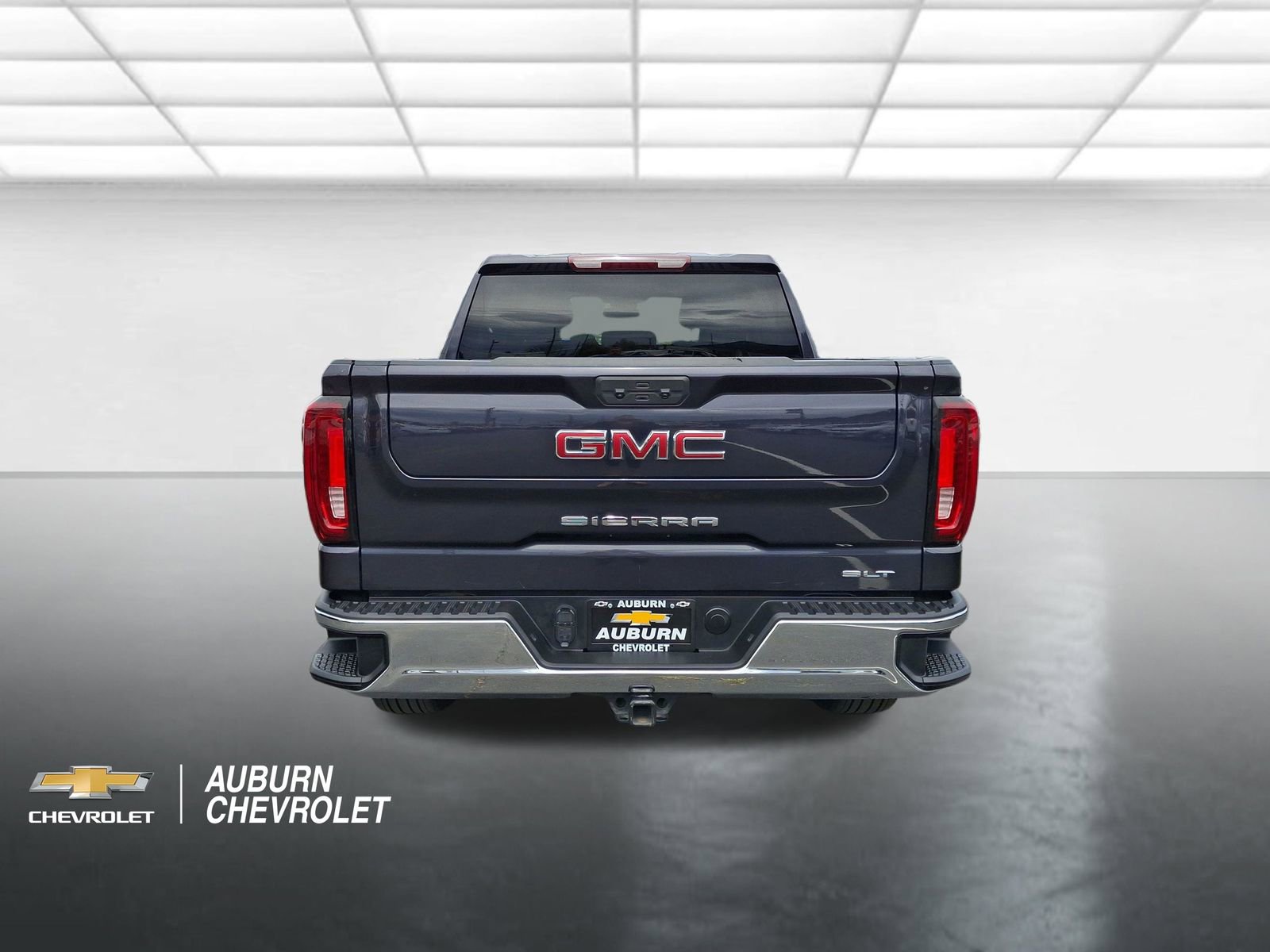 Certified 2024 GMC Sierra 1500 SLT image 4