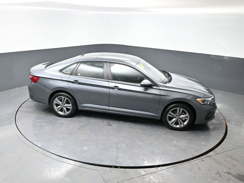 Used 2024 Volkswagen Jetta SE image 43
