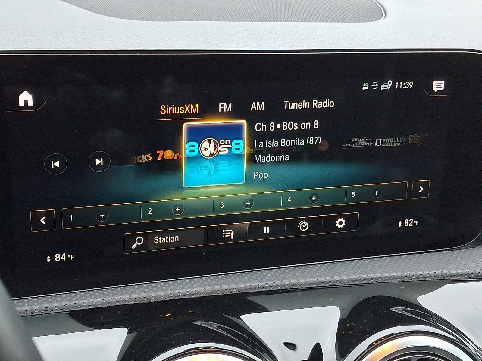 Used 2022 Mercedes-Benz CLA 250 4MATIC w/ Premium Package Lite image 15