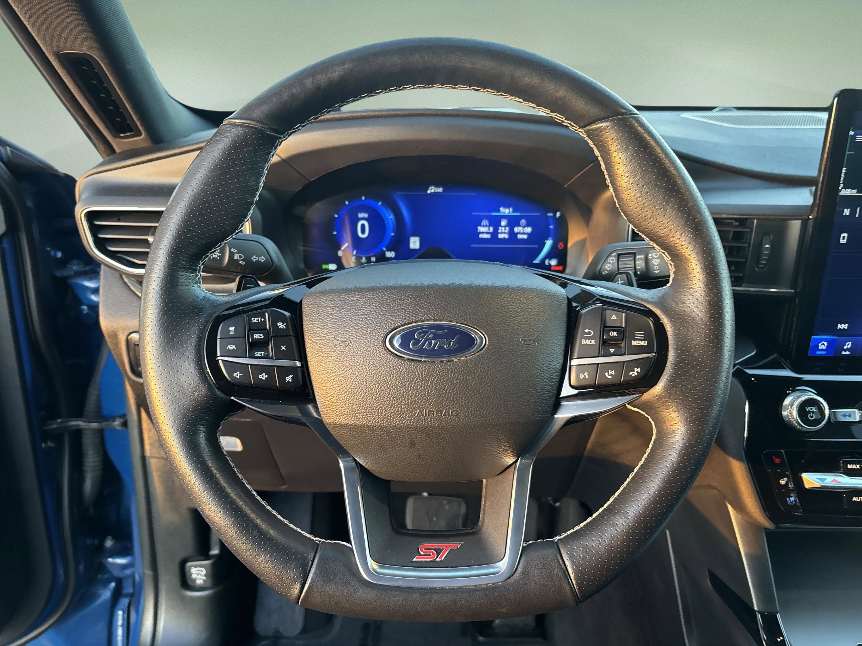 Used 2023 Ford Explorer ST w/ Equipment Group 401A image 11