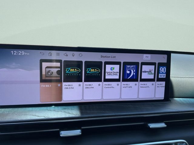 Used 2025 Genesis GV80 2.5T Select image 27