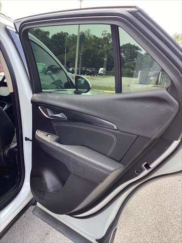 Used 2022 Buick Envision Preferred FWD image 28