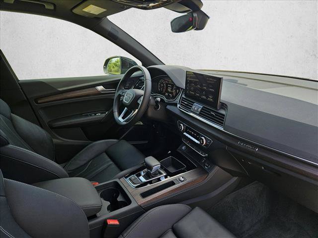 Used 2024 Audi Q5 2.0T Premium Plus AWD/4WD image 9